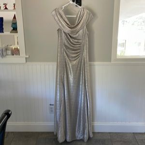 Golf/Silver floor length dress